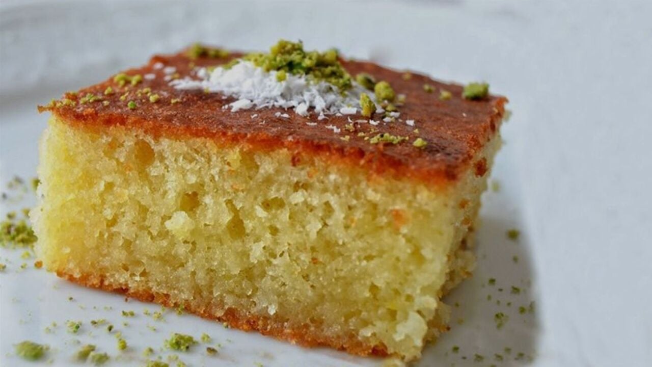 Ballı ve Limonlu Revani Tarifi | Tam Ölçülü Şerbetli Tatlı